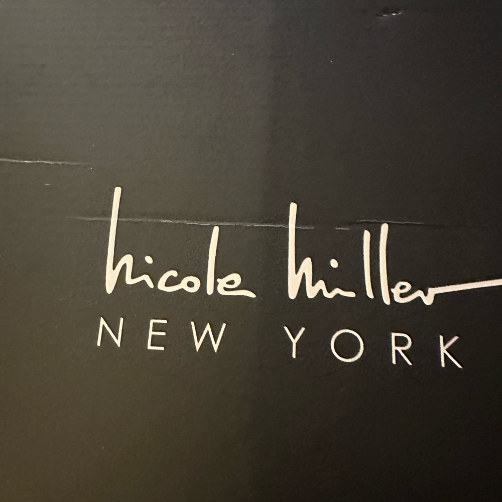 Boot - Picture 2 of 3